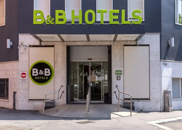 Ornato فندق ميلان